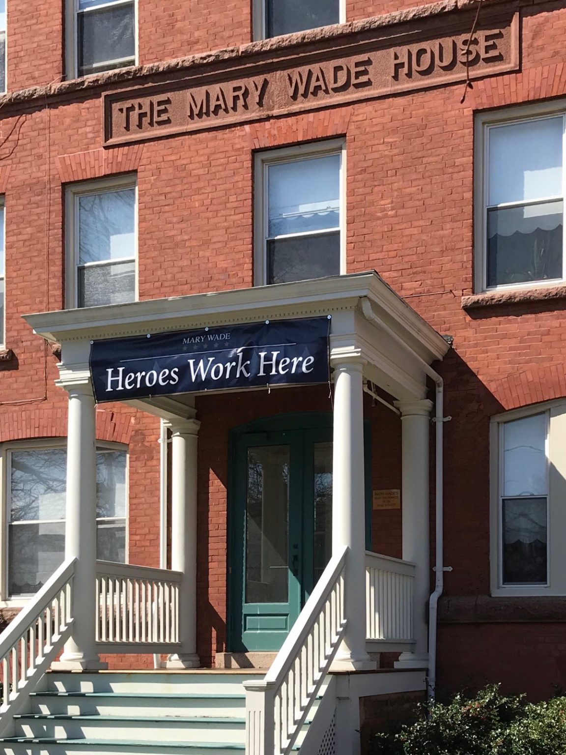 CT Doctors Encourage Confidence in Nursing Homes MARY WADE